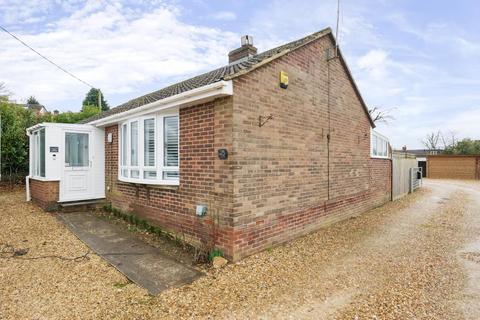 25 Croft Way, Woodcote, Reading, RG8 0RS