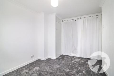 46 Ranworth Close, Erith, DA8 3AD