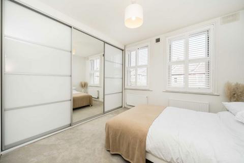 14 Caxton Road, London, SW19 8SJ