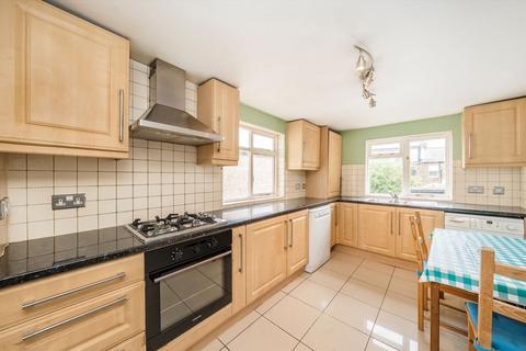 2 bedroom flat for sale, Nelson Road, London SW19