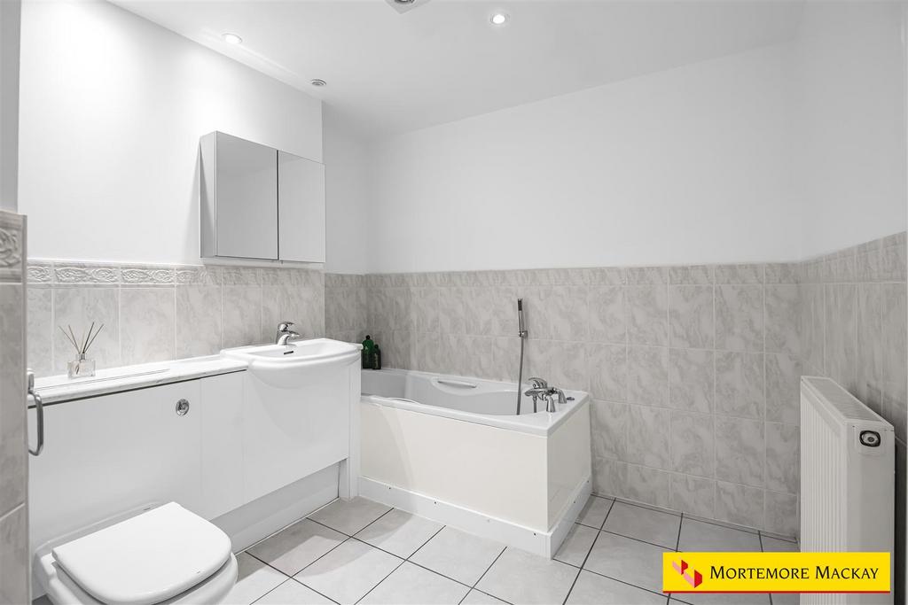 16 36186 watermarked.jpg