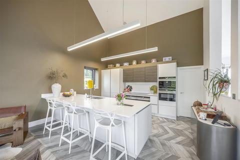 5 bedroom detached house for sale, Sovereign View, Charlton Kings, Cheltenham