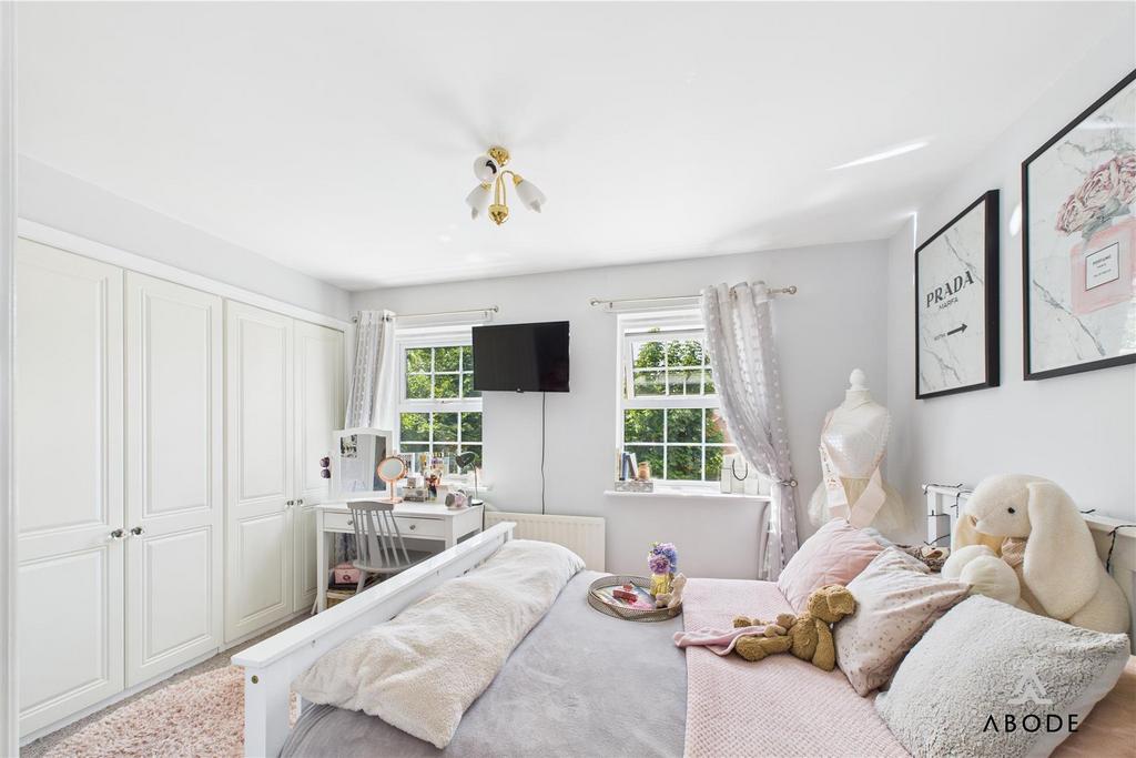 CAM02696 G0-PR0616-STILL010.jpg