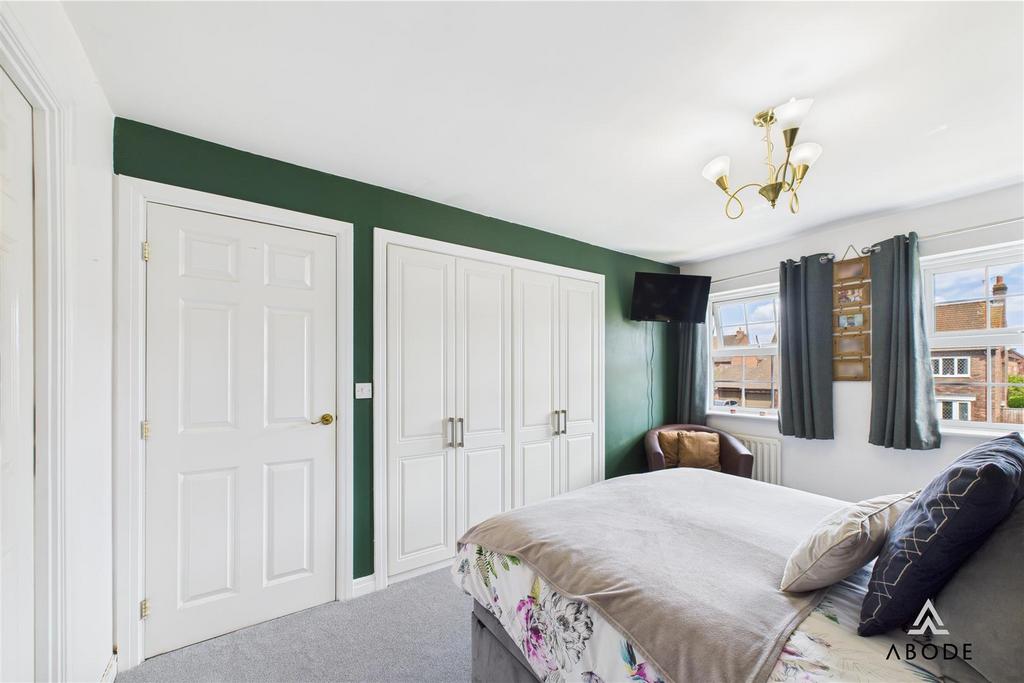 CAM02696 G0-PR0616-STILL017.jpg