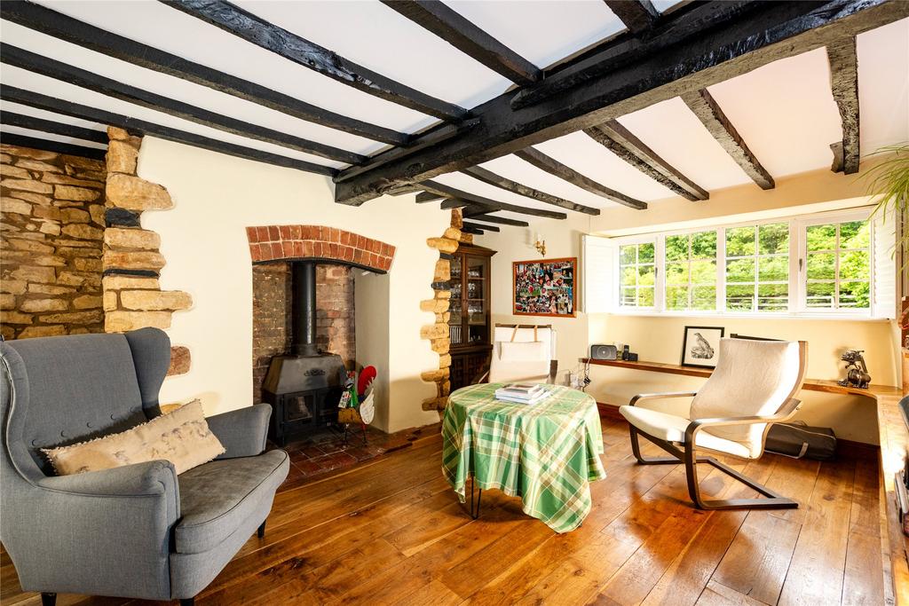 Snug/Dining Room
