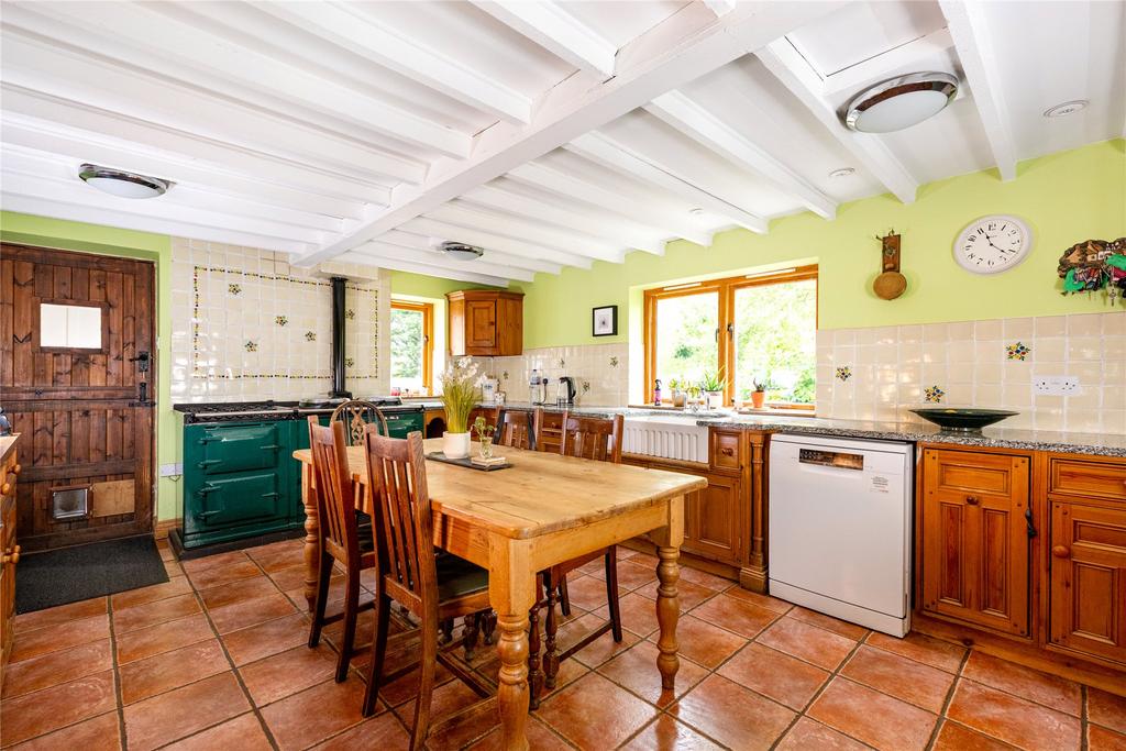Kitchen/Breakfast