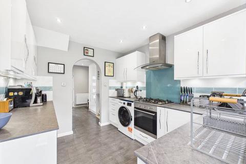 21 Ambleside Drive, Worcester, WR4 9DA