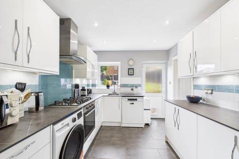 21 Ambleside Drive, Worcester, WR4 9DA