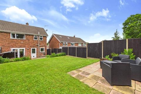 21 Ambleside Drive, Worcester, WR4 9DA