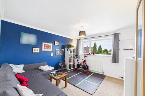 21 Ambleside Drive, Worcester, WR4 9DA