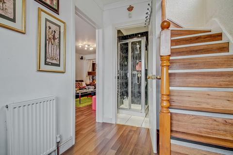undefined, Holyrood Avenue, Harrow HA2