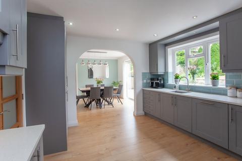 6 bedroom detached house for sale, An immaculately presented six bedroom property in the prestigious location of Ash Lane, Wells.
