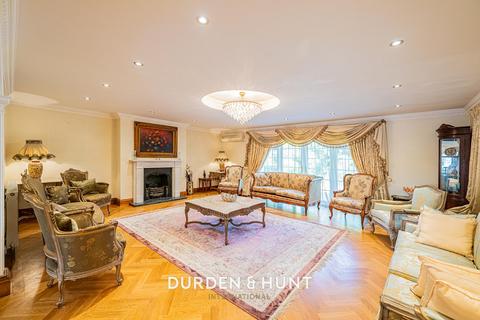 4 bedroom detached house for sale, Nelmes Road, Emerson Park, RM12