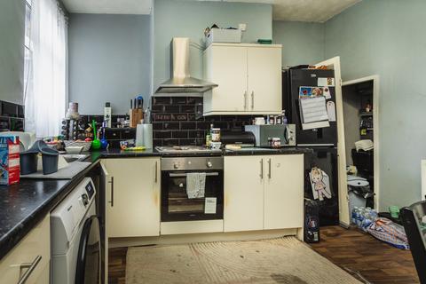 2 bedroom terraced house for sale, Rose Avenue, Doncaster DN4