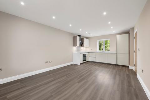 undefined, Queens Road, Weybridge, KT13