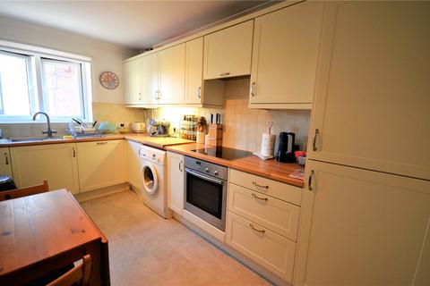 2 bedroom maisonette for sale, Fairholme Gardens, Farnham, Surrey, GU9