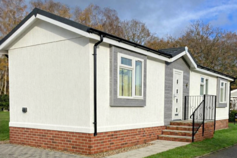 undefined, Addlestone, Surrey, KT15