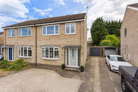 18 Springfield Garth, Norton, Malton, YO17 9EL