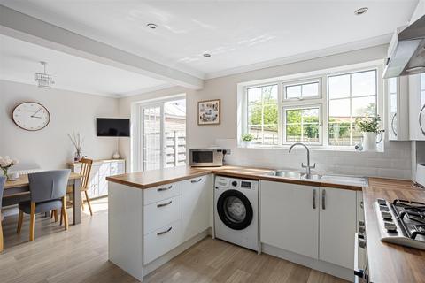 18 Springfield Garth, Norton, Malton, YO17 9EL