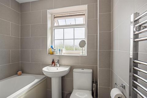 18 Springfield Garth, Norton, Malton, YO17 9EL