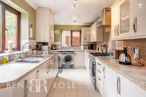 9 Cottage Fields, Chorley, PR7 3QE