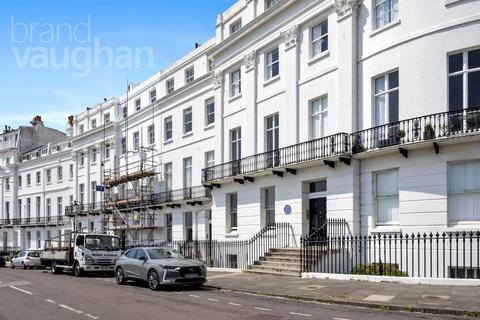 3 bedroom flat for sale, Lewes Crescent, Brighton, East Sussex, BN2