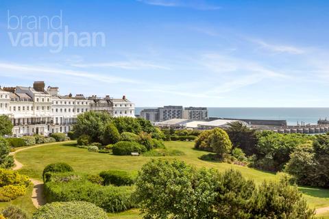 3 bedroom flat for sale, Lewes Crescent, Brighton, East Sussex, BN2