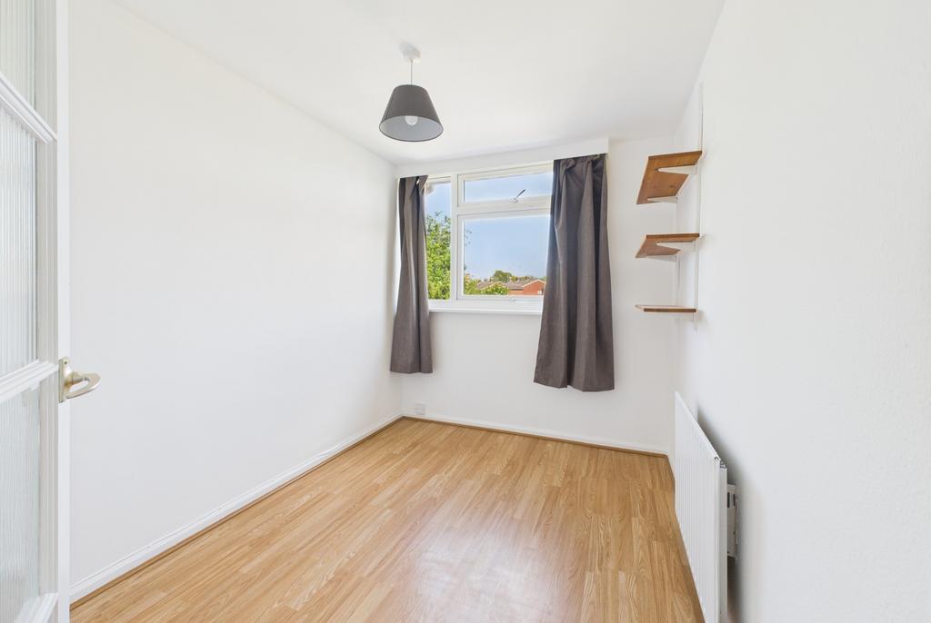 Cam02545 g0 pr0409 still021