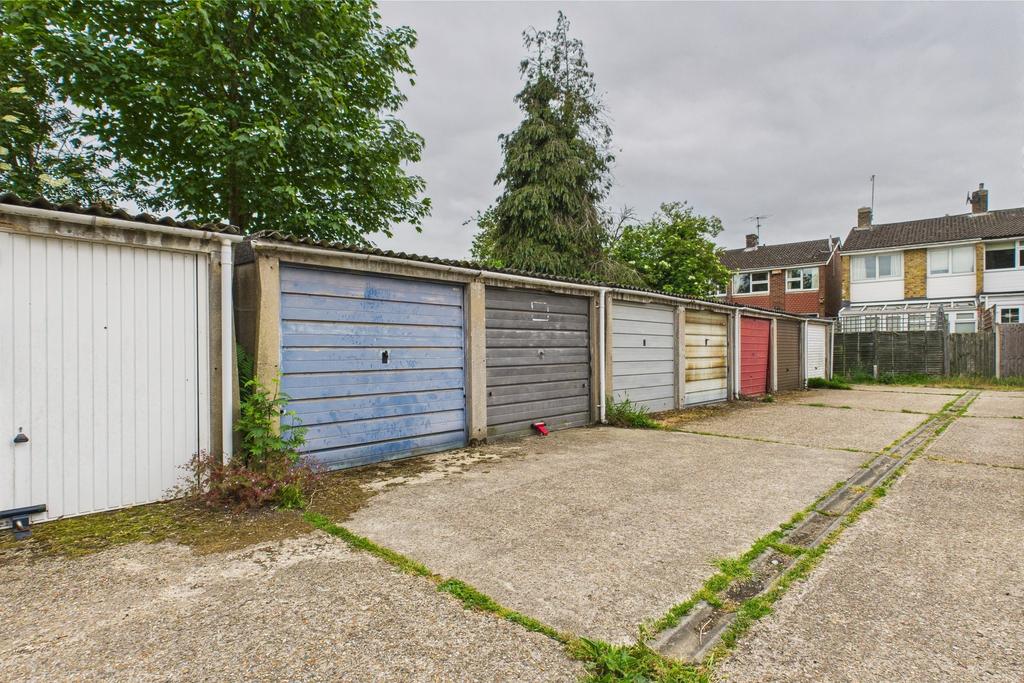 Cam02545 g0 pr0410 still001