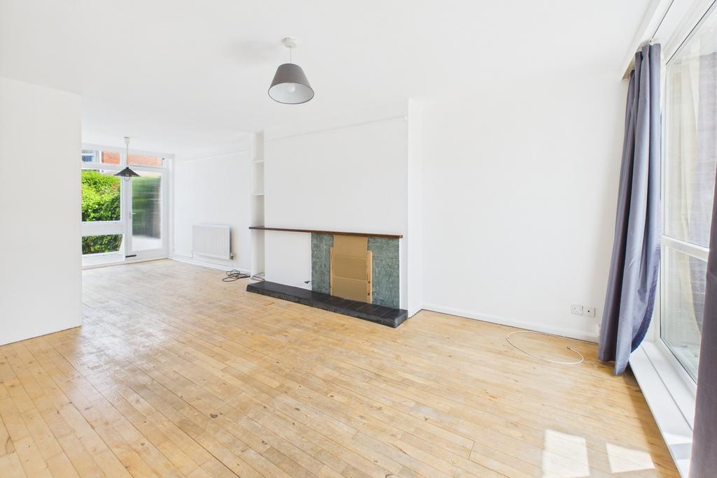 Cam02545 g0 pr0409 still004