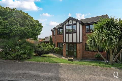 4 bedroom detached house for sale, Rodmer Close, Minster on Sea, Sheerness, Kent, ME12