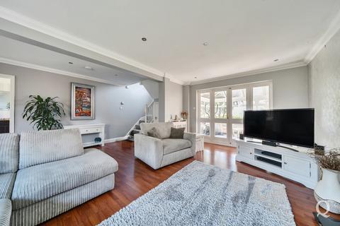 4 bedroom detached house for sale, Rodmer Close, Minster on Sea, Sheerness, Kent, ME12