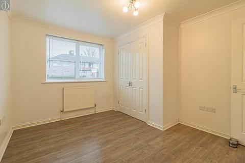 2 bedroom flat to rent, Bromhall Road, Dagenham
