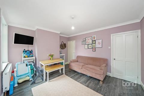 316 Springfield Road, Chelmsford, CM2 6BA