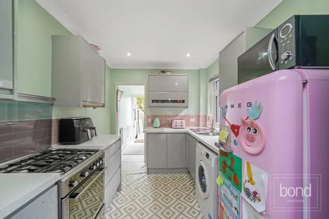 316 Springfield Road, Chelmsford, CM2 6BA