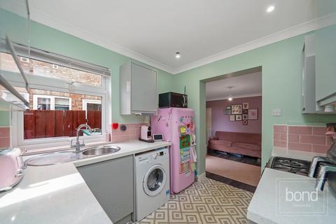 316 Springfield Road, Chelmsford, CM2 6BA