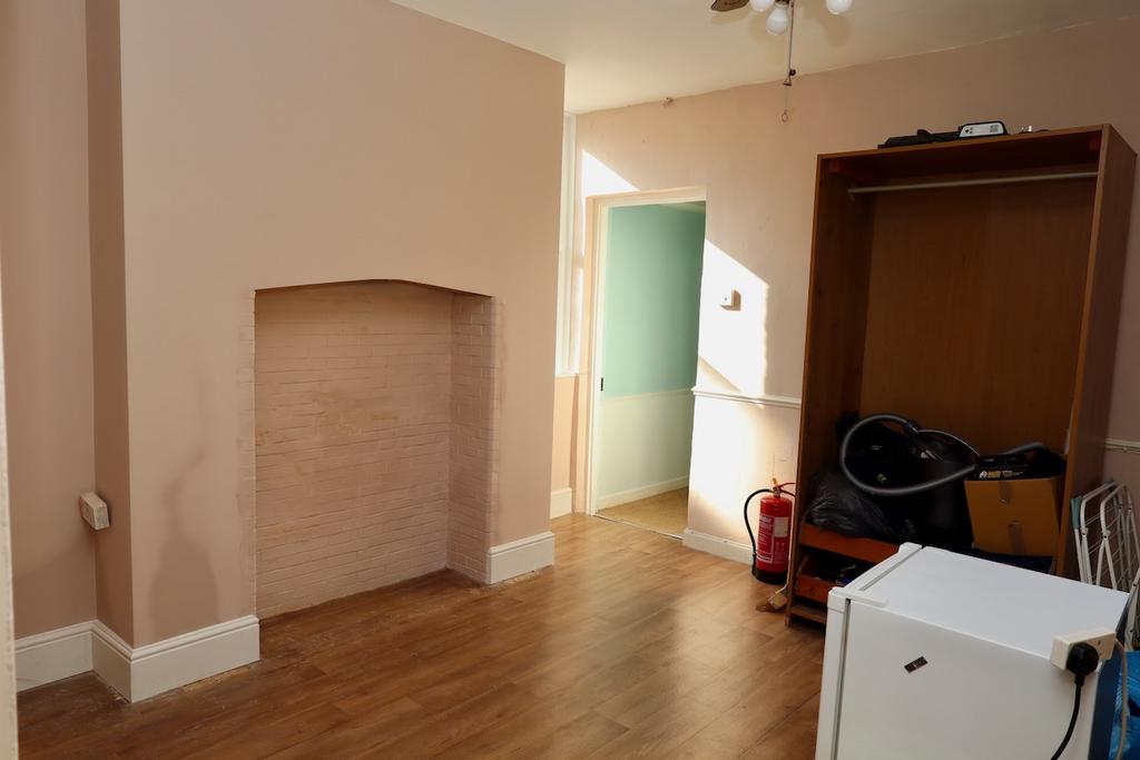 Flat 5 sitting room