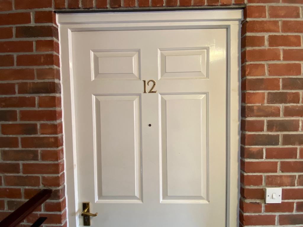 Photo 8