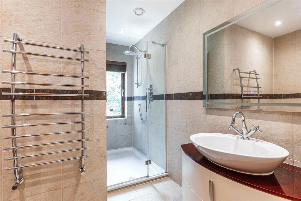 En Suite Shower