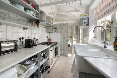 3 bedroom terraced house for sale, Canterbury Road, Whitstable