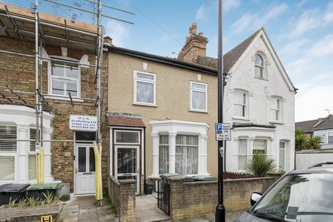Shropshire Road, London N22