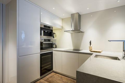 1 bedroom apartment to rent, The Heron, London EC2Y