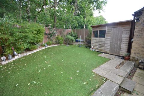 2 bedroom detached house for sale, Bullfinch Close, Creekmoor, Poole BH17