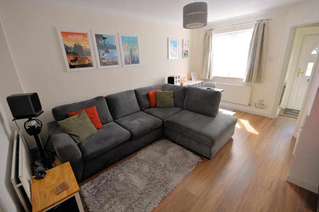Sitting/dining room