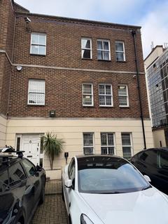 Office to rent, 1-5 Clements Ln Ilford IG1 2QY