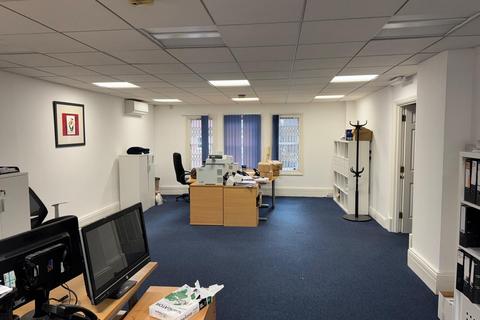 Office to rent, 1-5 Clements Ln Ilford IG1 2QY