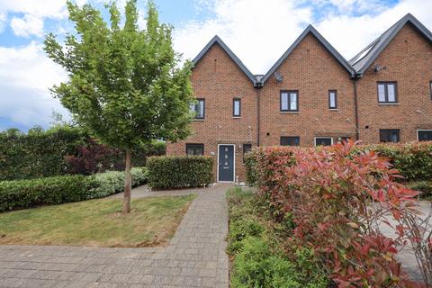 4 bedroom end of terrace house for sale, Terracotta Lane, Burgess Hill, RH15