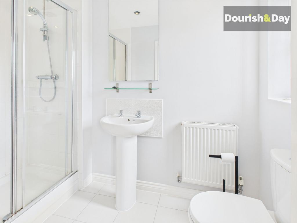 Bedroom 2 &amp; 3 En-Suite