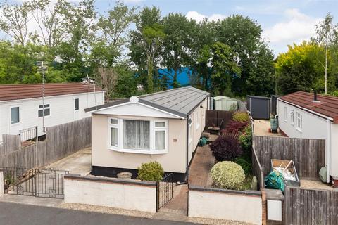 3 bedroom park home for sale, Lyndene Road, Didcot