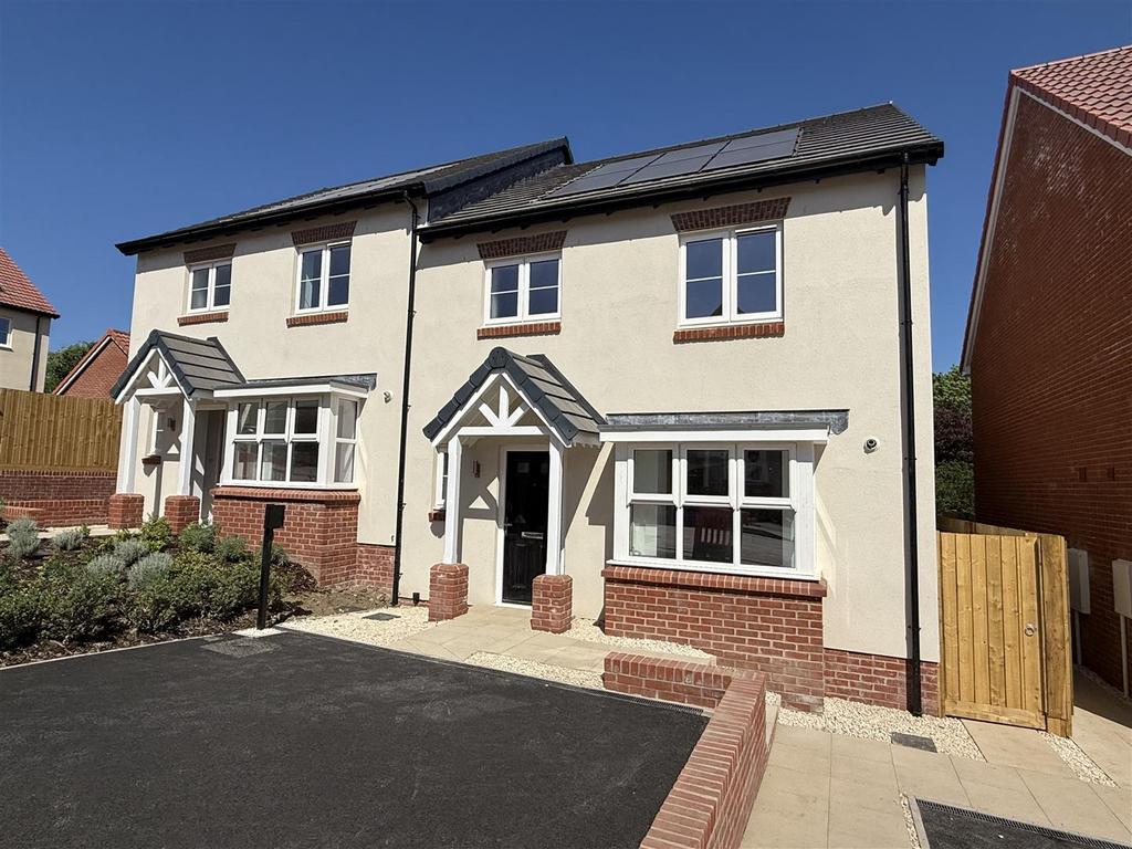 Temp Image UKCQdn.jpg